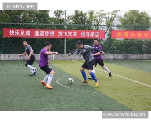 重庆足球队耐力表现创新高引发广泛关注与讨论 重庆足球队耐力表现创新高引发广泛关注与讨论